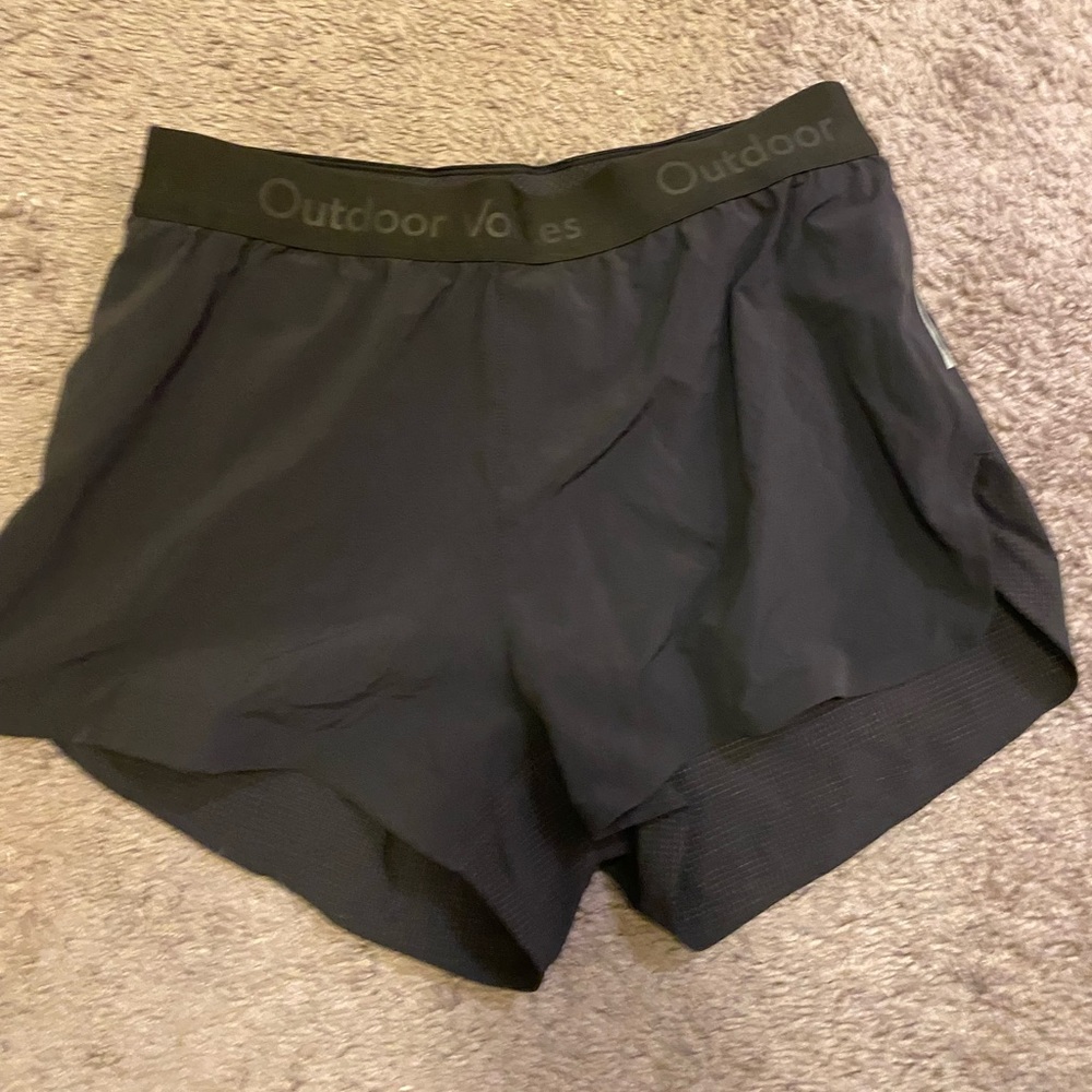 Black outdoor voices running shorts!!